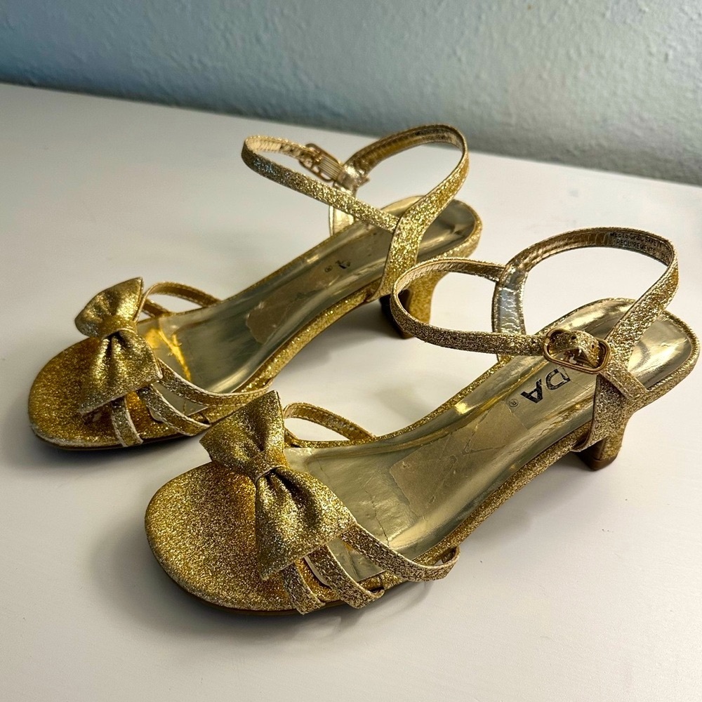 Soda Girls Size 2 Fancy Heels